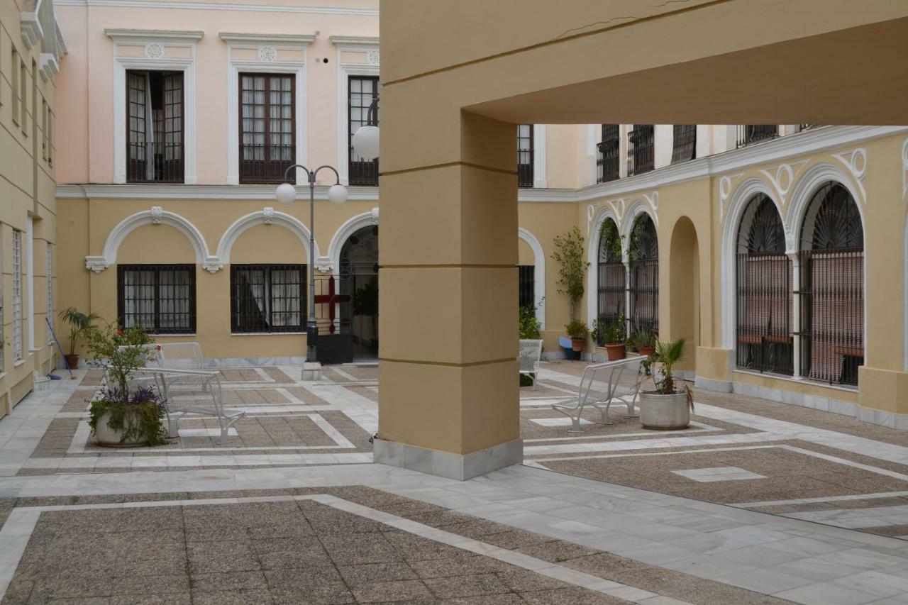 Sherryflat Caballeros - Parking Херес-де-ла-Фронтера Экстерьер фото